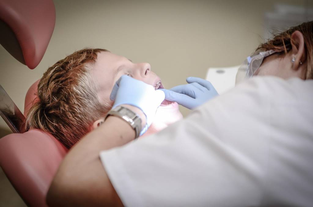 Trouver un dentiste de garde à Nanterre pour vos urgences